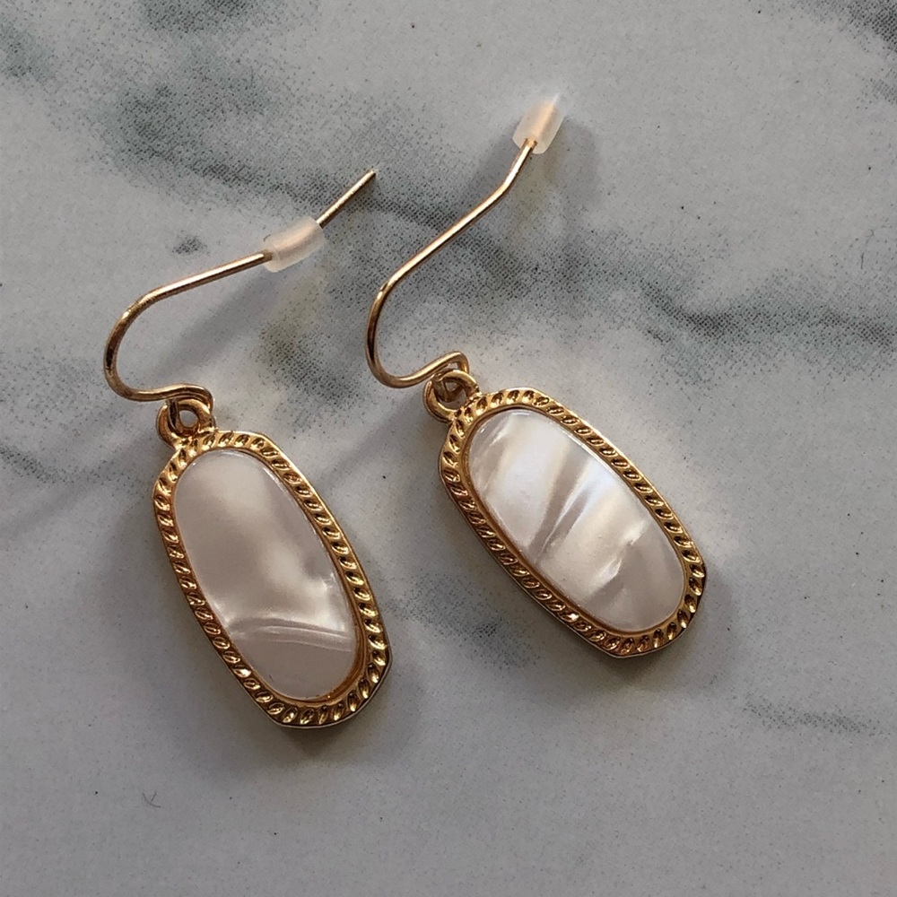 Drop earrings